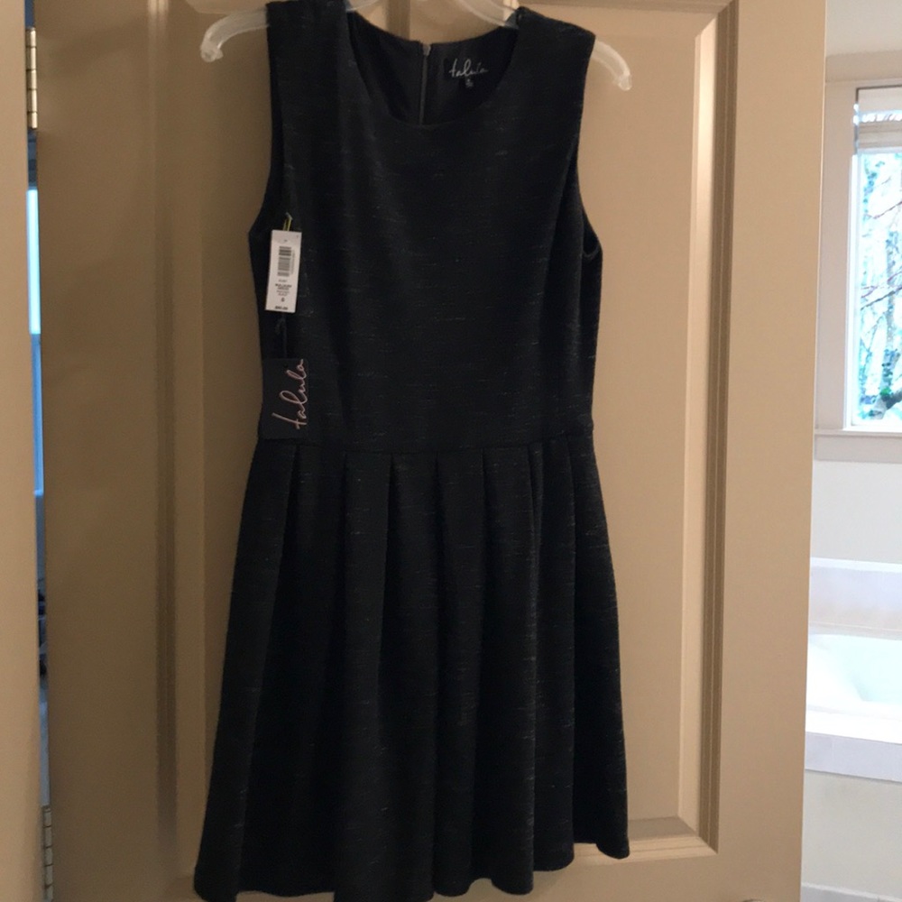Sleeveless dress by Falula